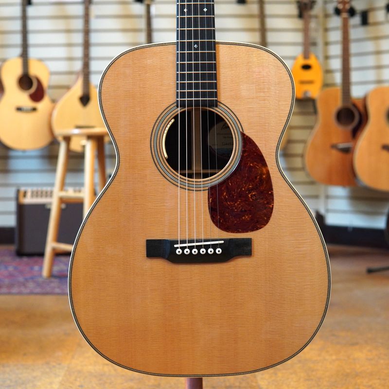 Bourgeois Touchstone Series Vintage/TS OM Acoustic-Electric Guitar w/LR Baggs Pickup, Hard Case