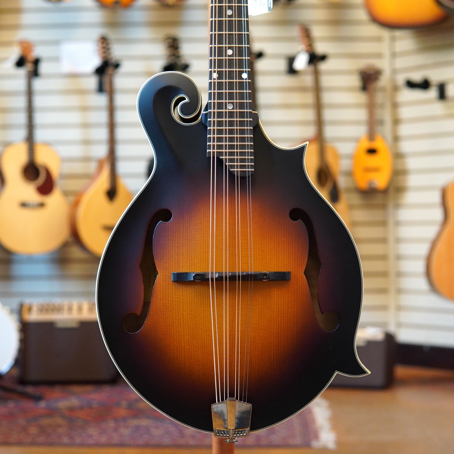 Eastman MDA315E-SB F-Style Acoustic-Electric Mandola Sunburst w/Padded Gig Bag