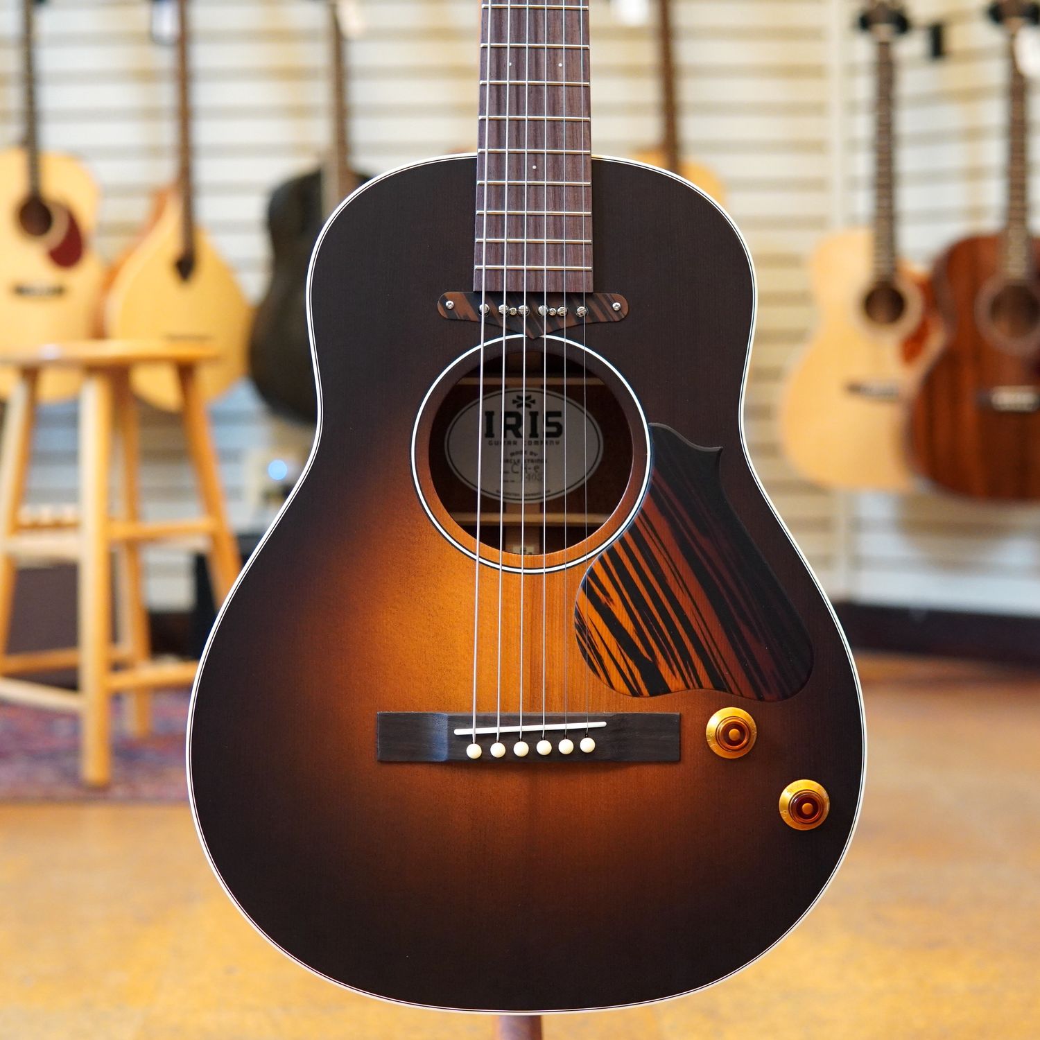 Iris Guitars CH-e Model Sitka Spruce/Mahogany Acoustic-Electric Guitar Sunburst w/P90 Pickup, Hard Case