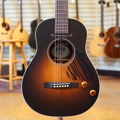 Iris Guitars CH-e Model Sitka Spruce/Mahogany Acoustic-Electric Guitar Sunburst w/P90 Pickup, Hard Case