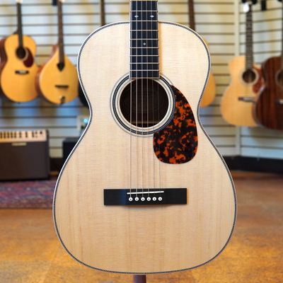Larrivee USA Signed 00-40 Legacy Series Spruce/Mahogany 00 Acoustic w/JCL Headstock Hard Case