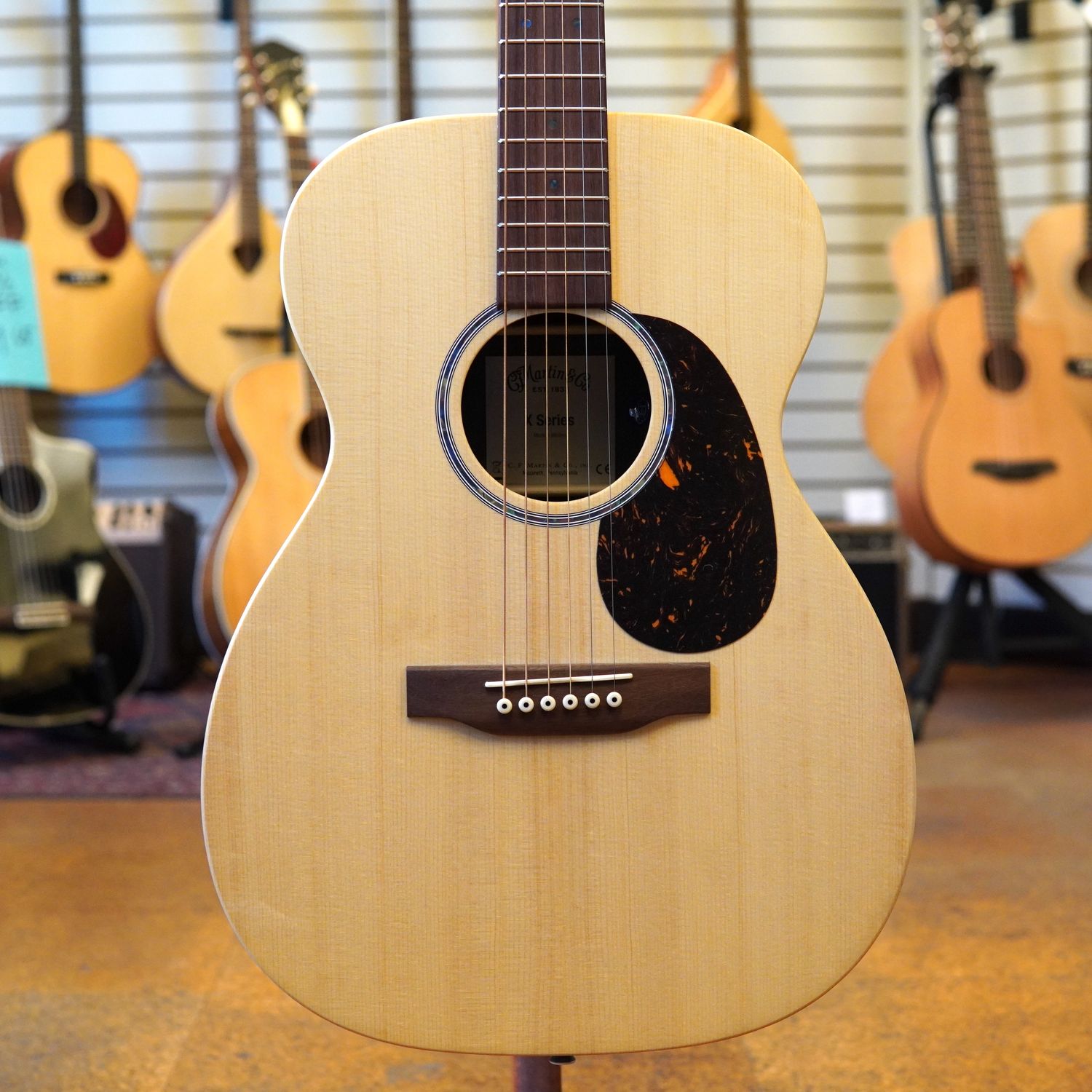 Martin 00-X2E Sitka Spruce/Cocobolo Acoustic-Electric Guitar w/Padded Gig Bag