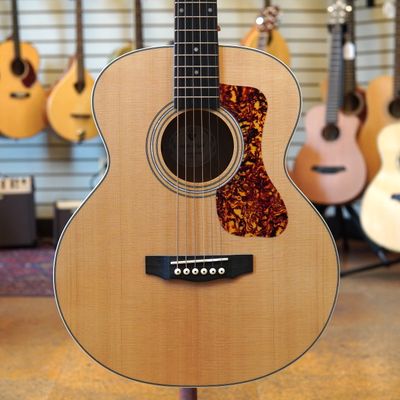 Guild Westerly Collection Jumbo Junior Acoustic-Electric Guitar Flamed Maple
