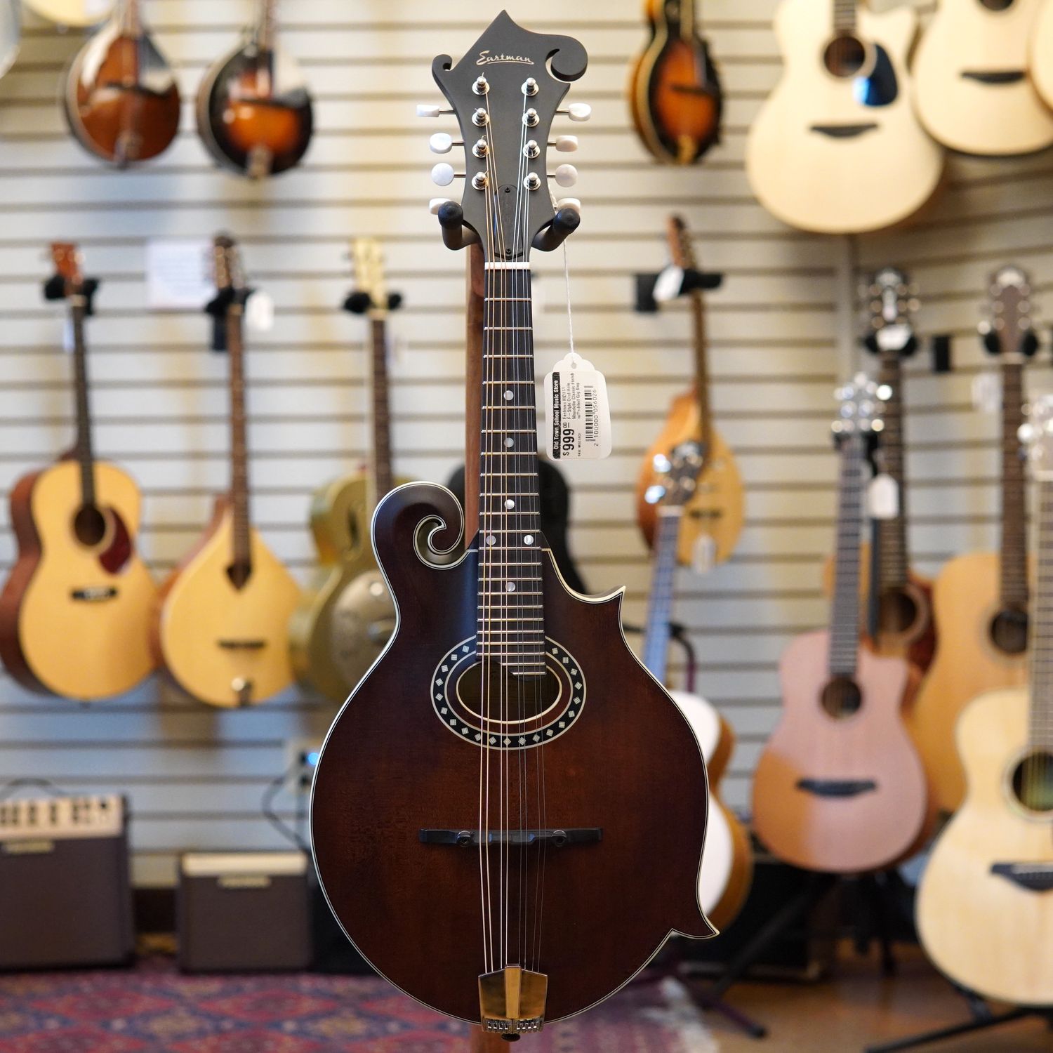 Eastman MD314 F-Style Oval Hole Mandolin Classic Finish w/Padded
