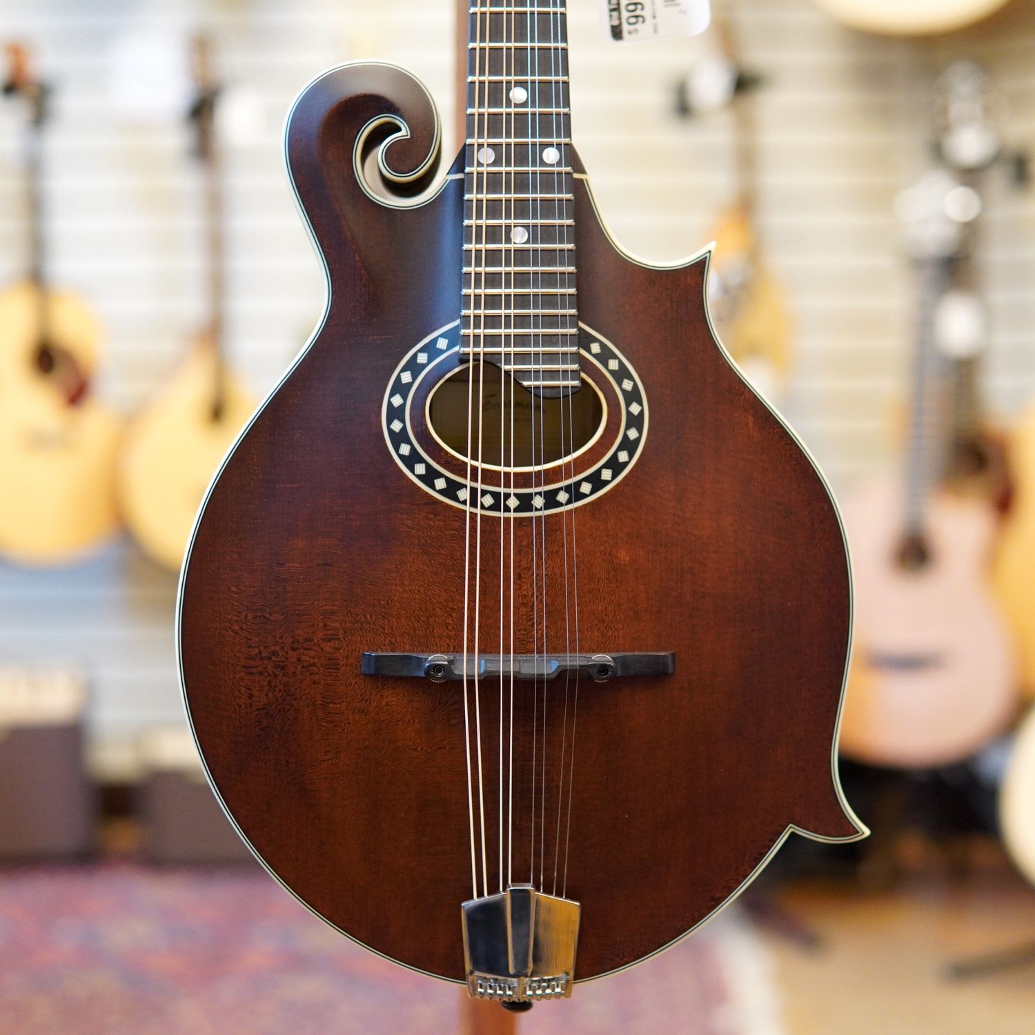 Eastman MD314 F-Style Oval Hole Mandolin Classic Finish w/Padded Gig Bag