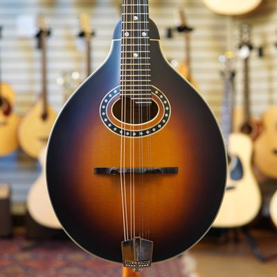 Eastman MD304E-SB A-Style Oval Hole Acoustic-Electric Mandolin Sunburst w/Padded Gig Bag