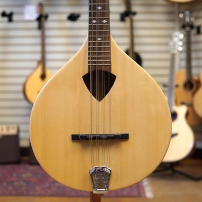 Gold Tone Traditional Irish Mandola Sitka Spruce/Mahogany w/Padded Gig Bag