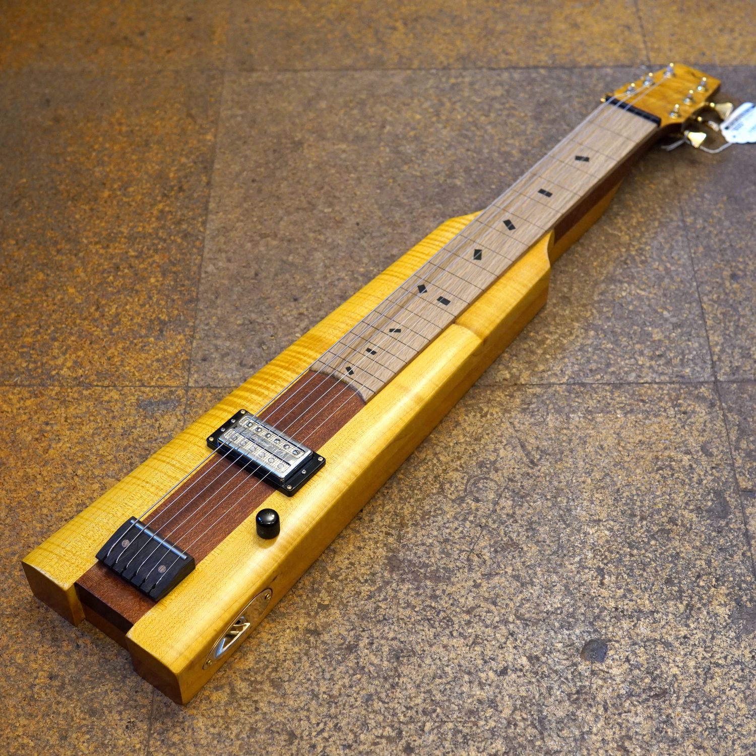 Andy Nezil (Victoria, B.C.) Figured Maple/Mahogany Lap Steel Guitar Early 2010s w/Padded Gig Bag