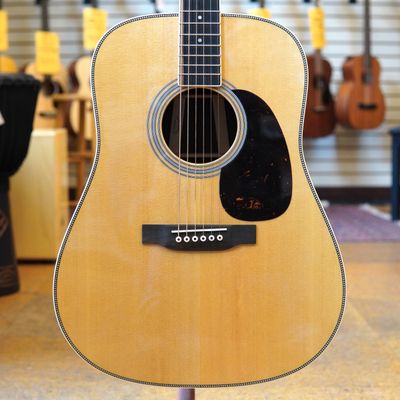 Martin HD-35 Standard Series Spruce/East Indian Rosewood Acoustic Guitar w/Molded Hard Case