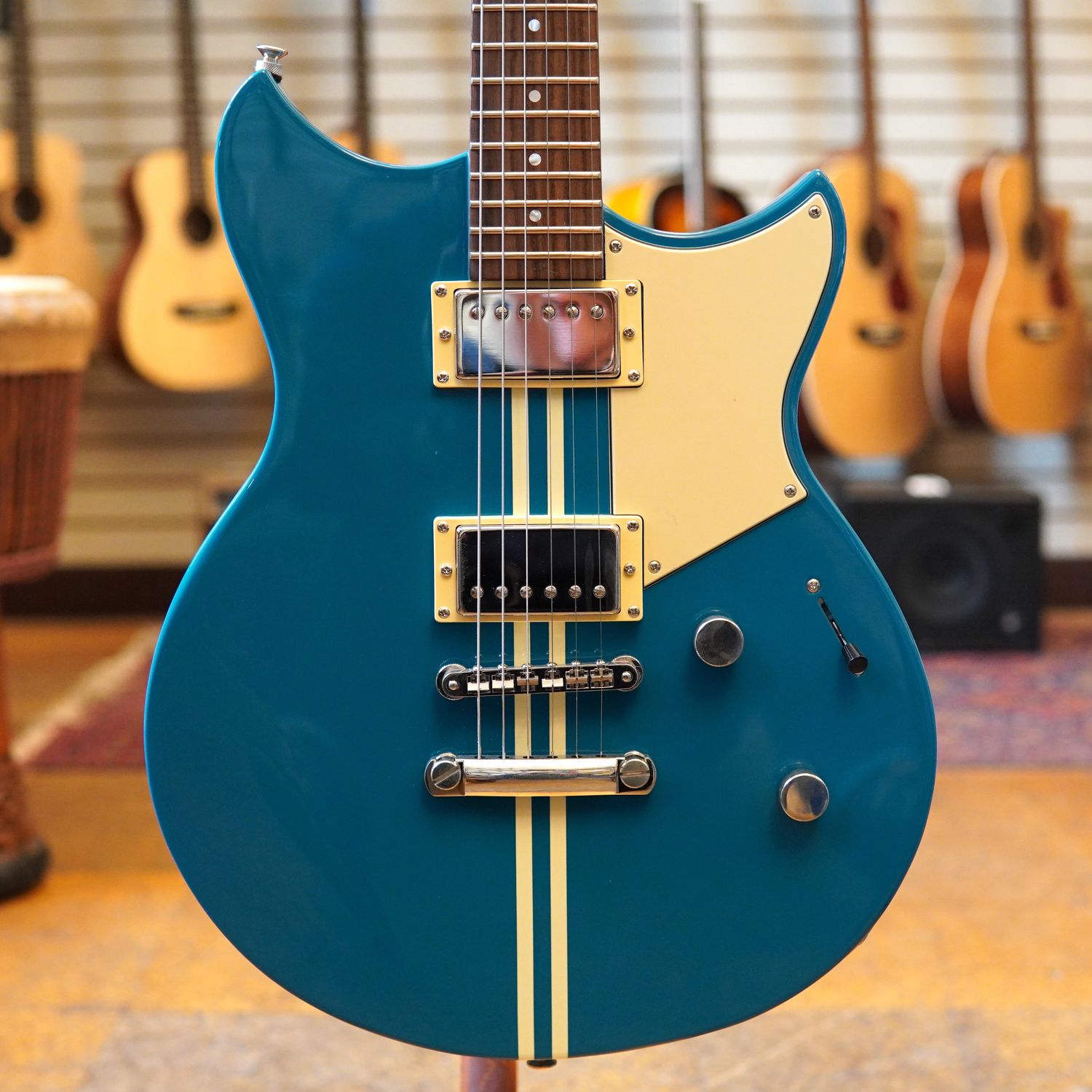 Yamaha Revstar Element RSE20 Solid Body Electric Guitar Swift Blue