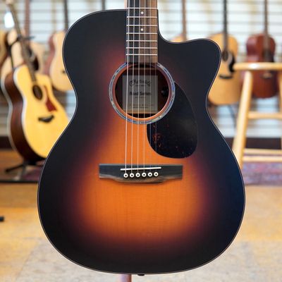 Martin Road Series OMC-10E Modern Acoustic-electric Guitar 1935 Sunburst w/Softshell Case