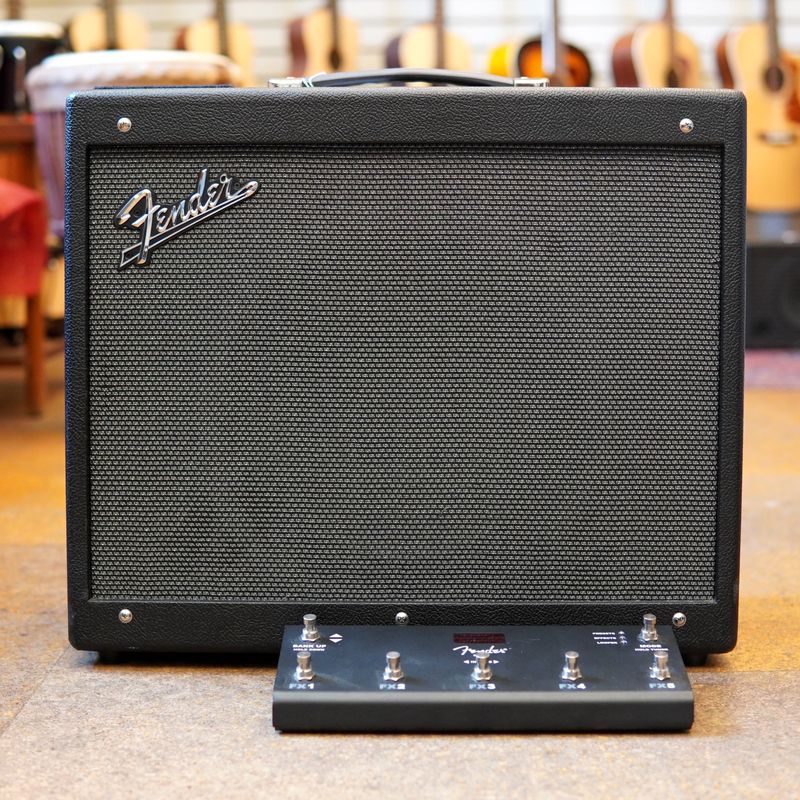 Fender Mustang GTX 100 100-watt 1 x 12-inch Combo Amplifier 2020 w/GTX-7 Footswitch