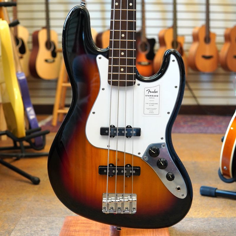 Fender Standard Jazz Bass 3-Color Sunburst
