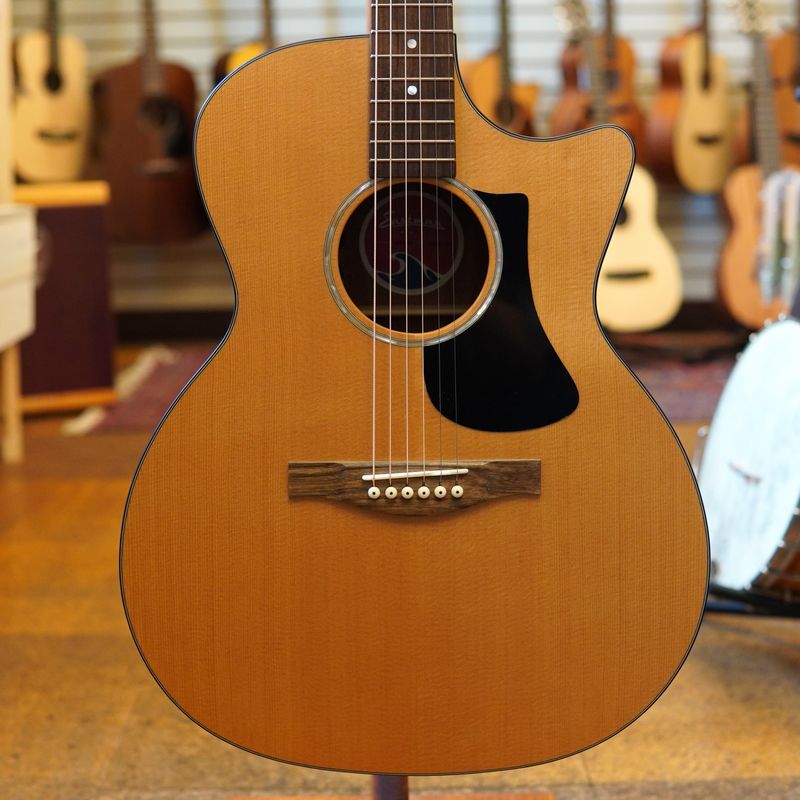 Eastman PCH1-GACE Acoustic-electric Guitar Natural w/Padded Gig Bag