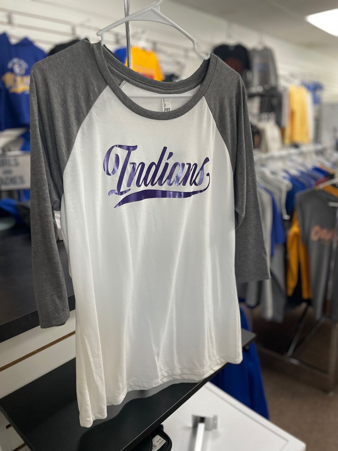 District Women&#39;s Perfect Tri 3/4-Sleeve Raglan. DM136L Grey Frost/ White L