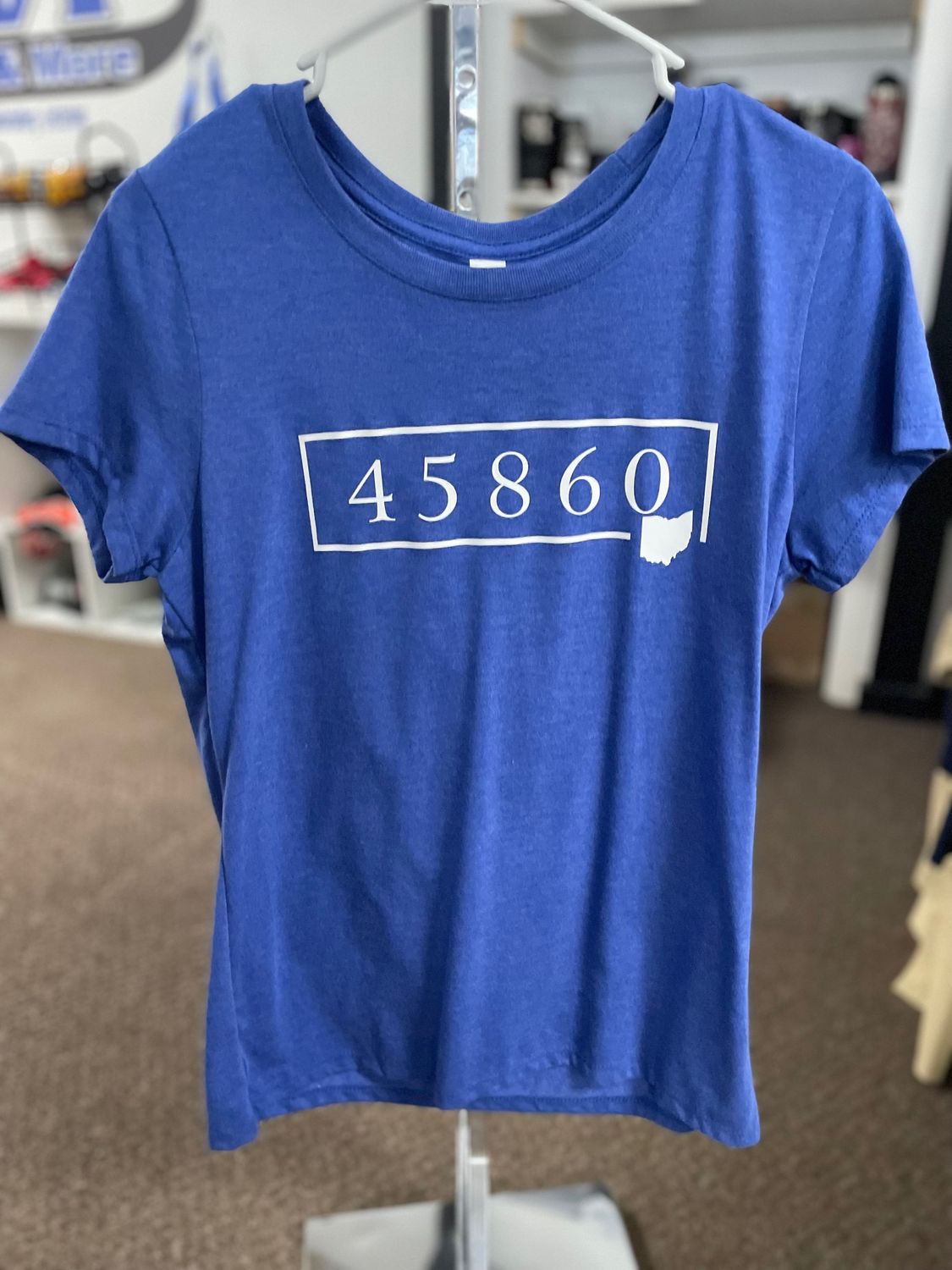 District Women's Perfect Tri Tee. DM130L Royal Frost M