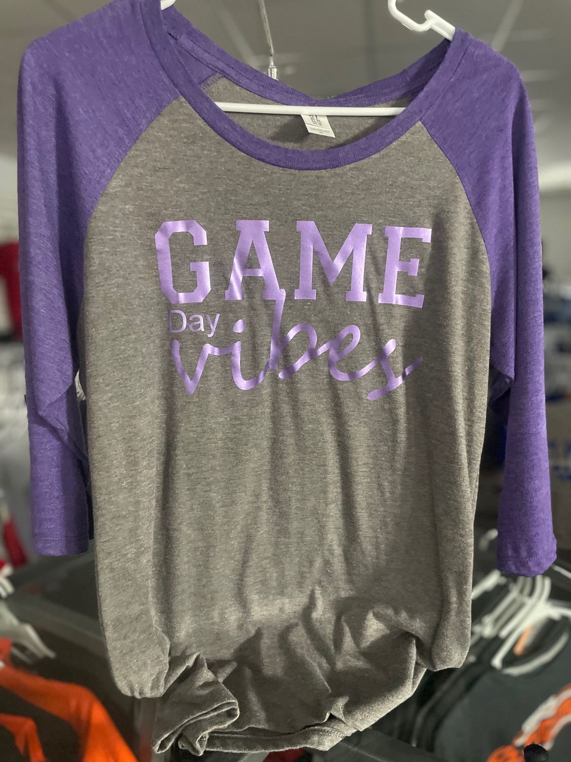 District ® Perfect Tri® 3/4-Sleeve Raglan. DM136 Purple Frost/ Grey Frost M