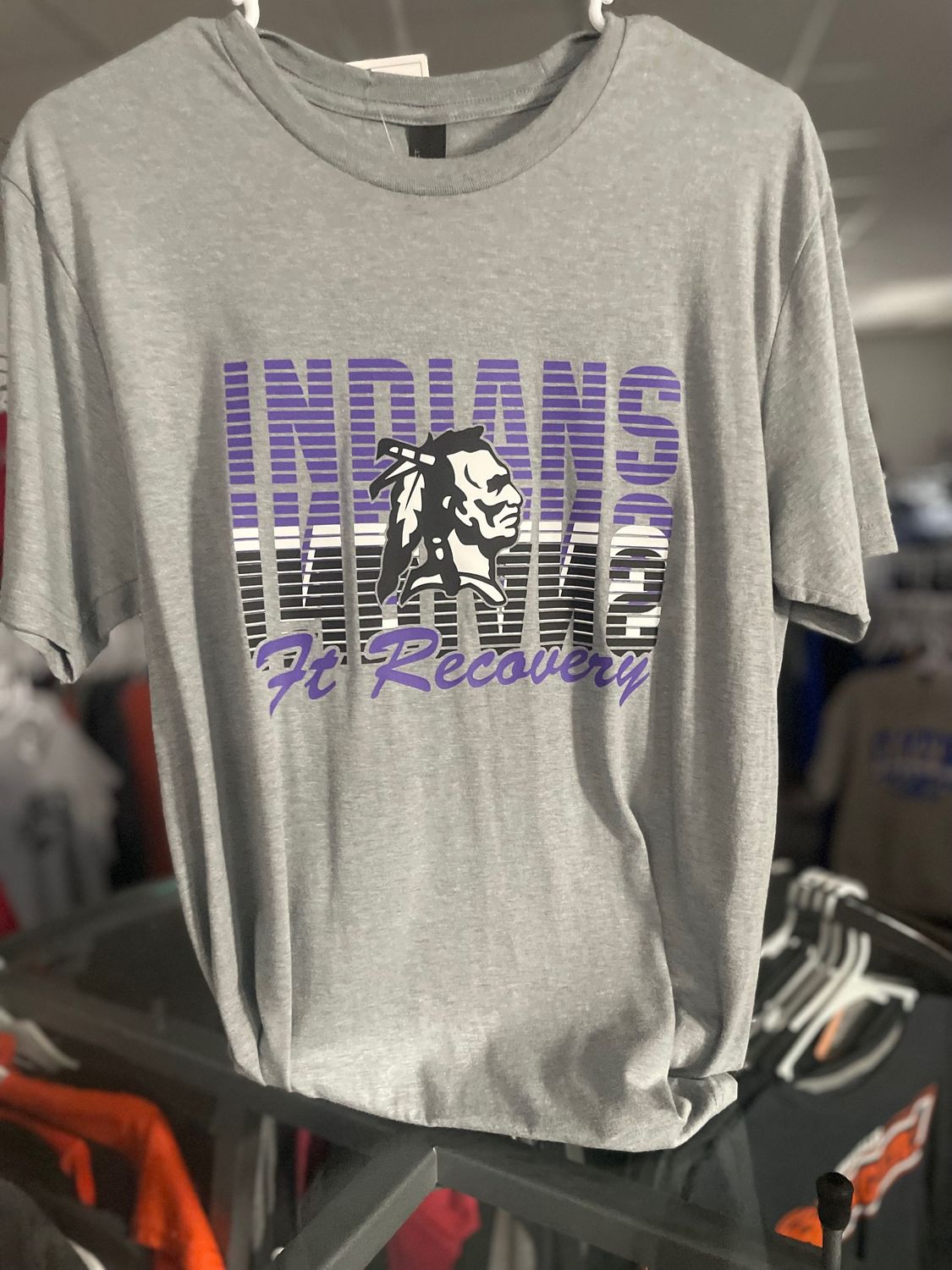 District Perfect TriTee. DM130 Heathered Grey S