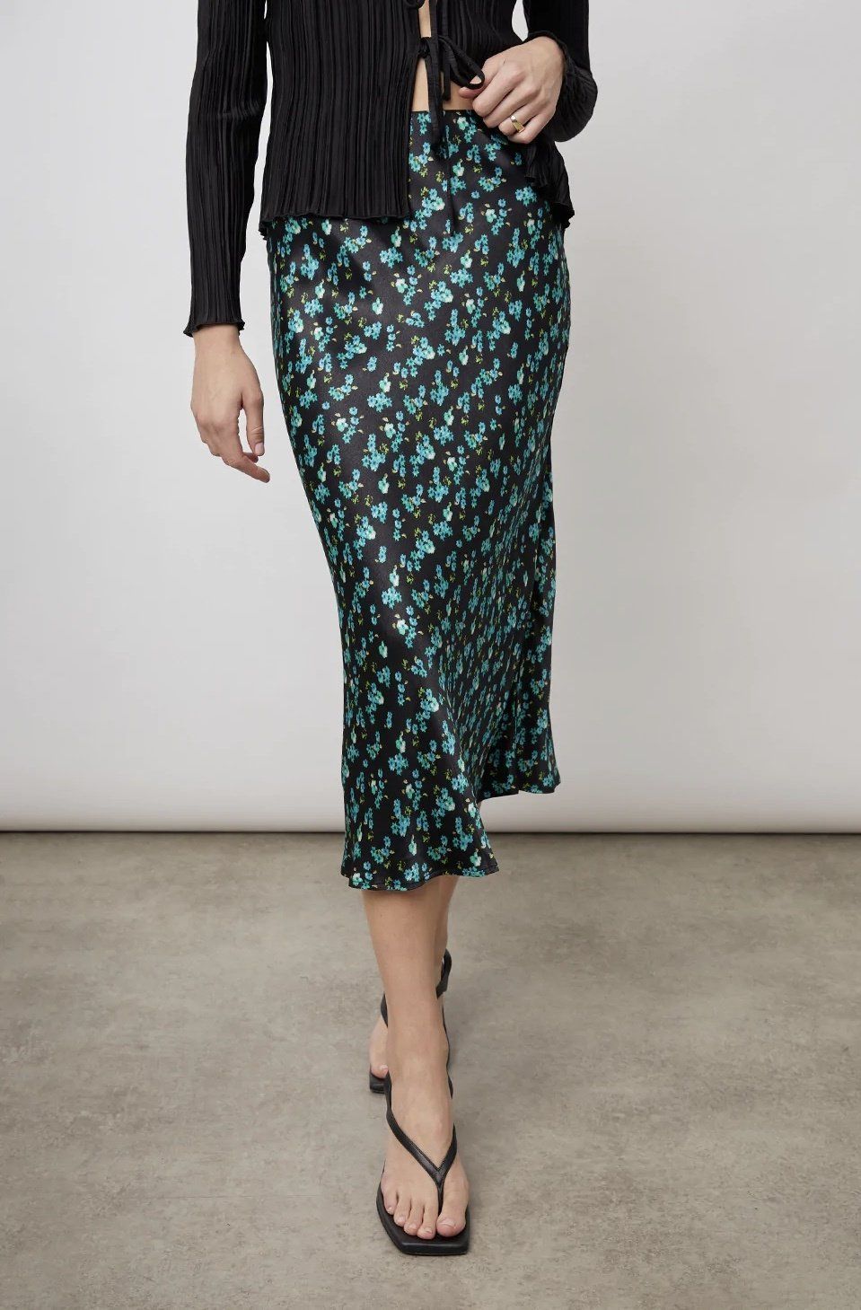924-271-5119 SKIRT