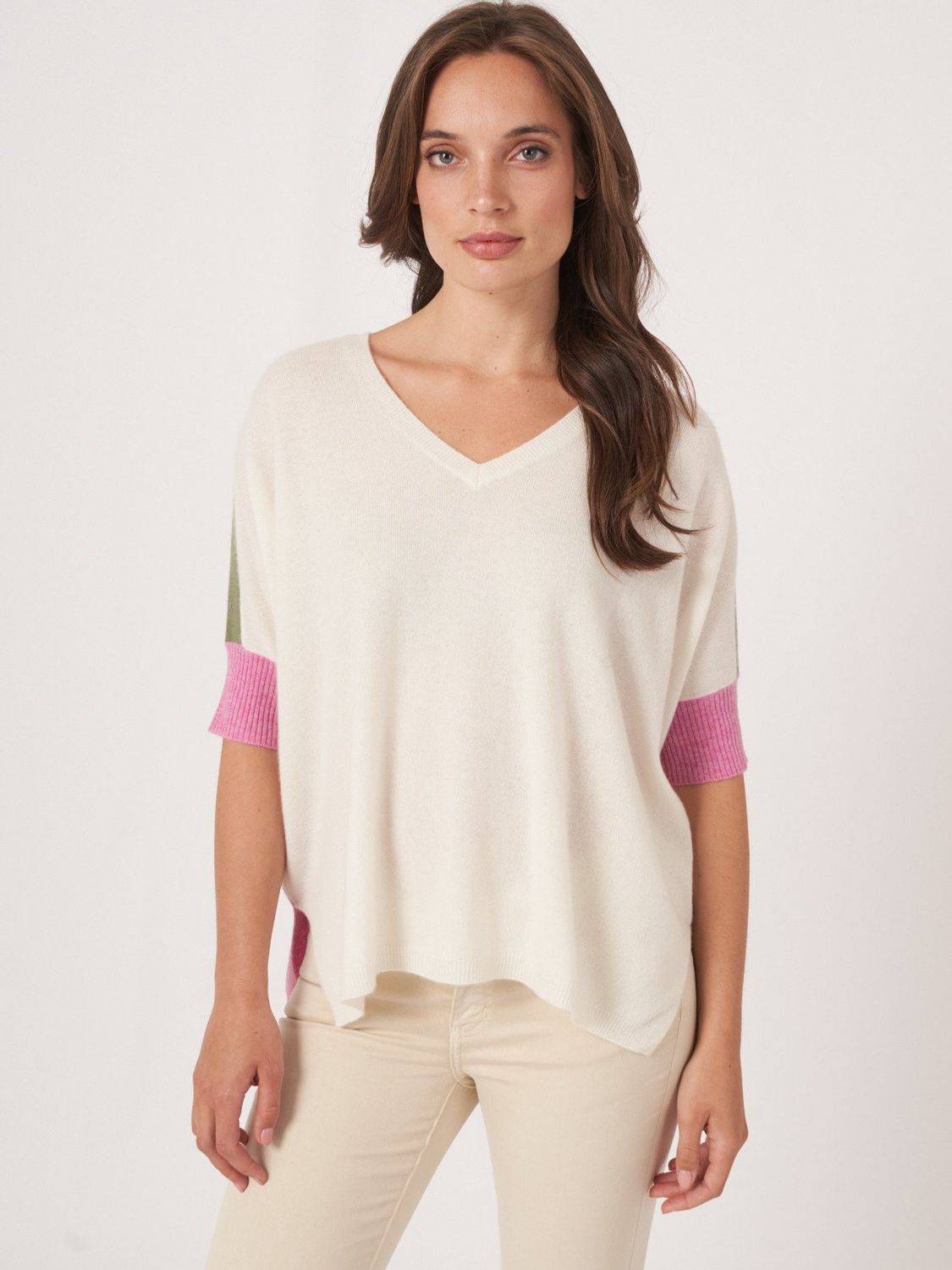 102500 SWEATER