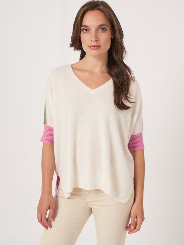 102500 SWEATER