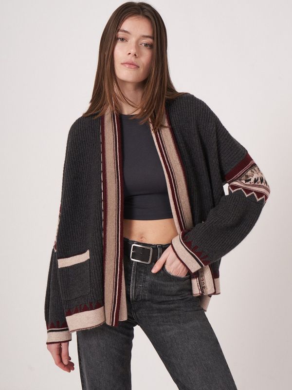 201653  SWEATER