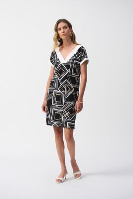 251039 Silky Knit Geometric Puff Print Dress