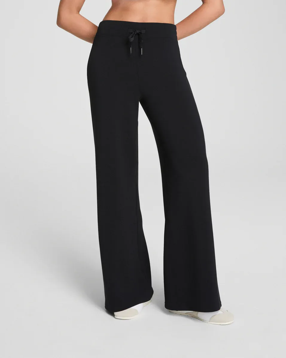 50239R Air Essential Wide Leg Pant