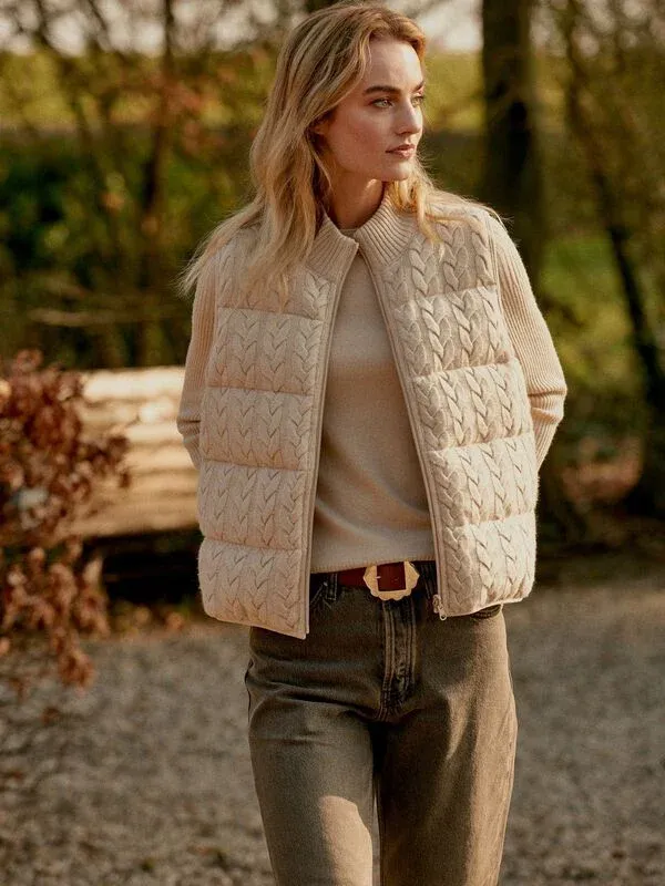 200280 Reversable Sleeveless Cable Knit Down Vest