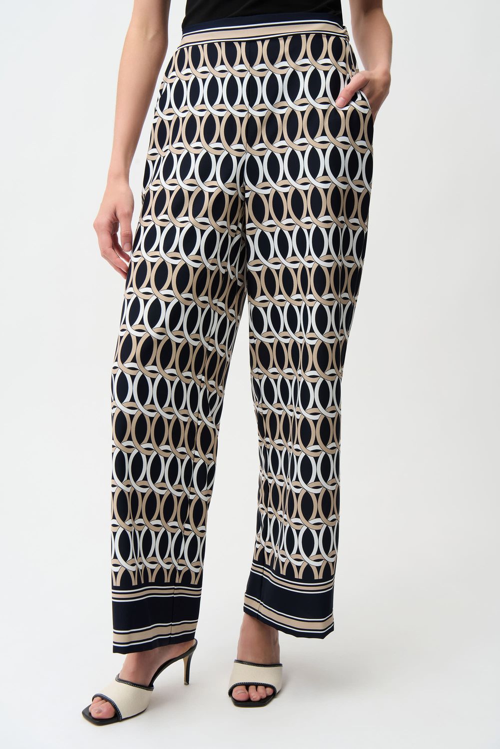 261058 Navy Geometric Print Pant