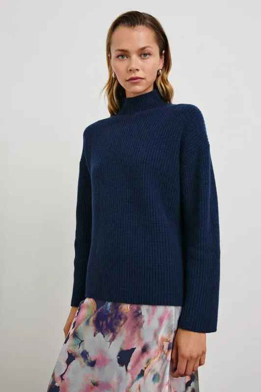 856B-340C-7557SANNA SWEATER
