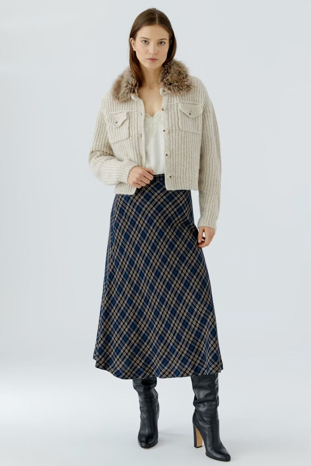 99160 Dk. Blue Camel Skirt