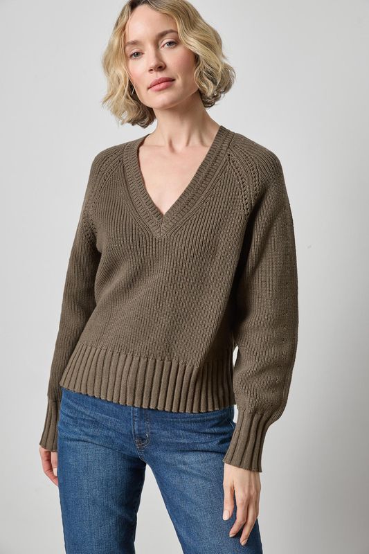 PA3501Textured V-Neck Saddle Sweater