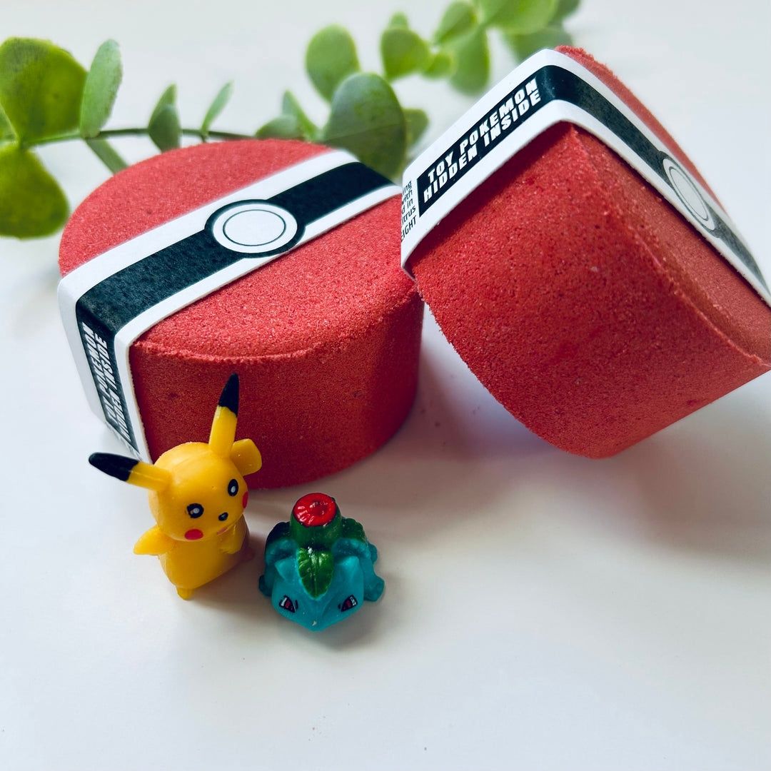Hidden Toy Pokemon Bath Bomb, Colour: Red