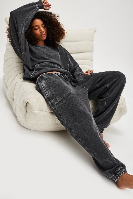 Free People/Slow It Down Jogger/Black