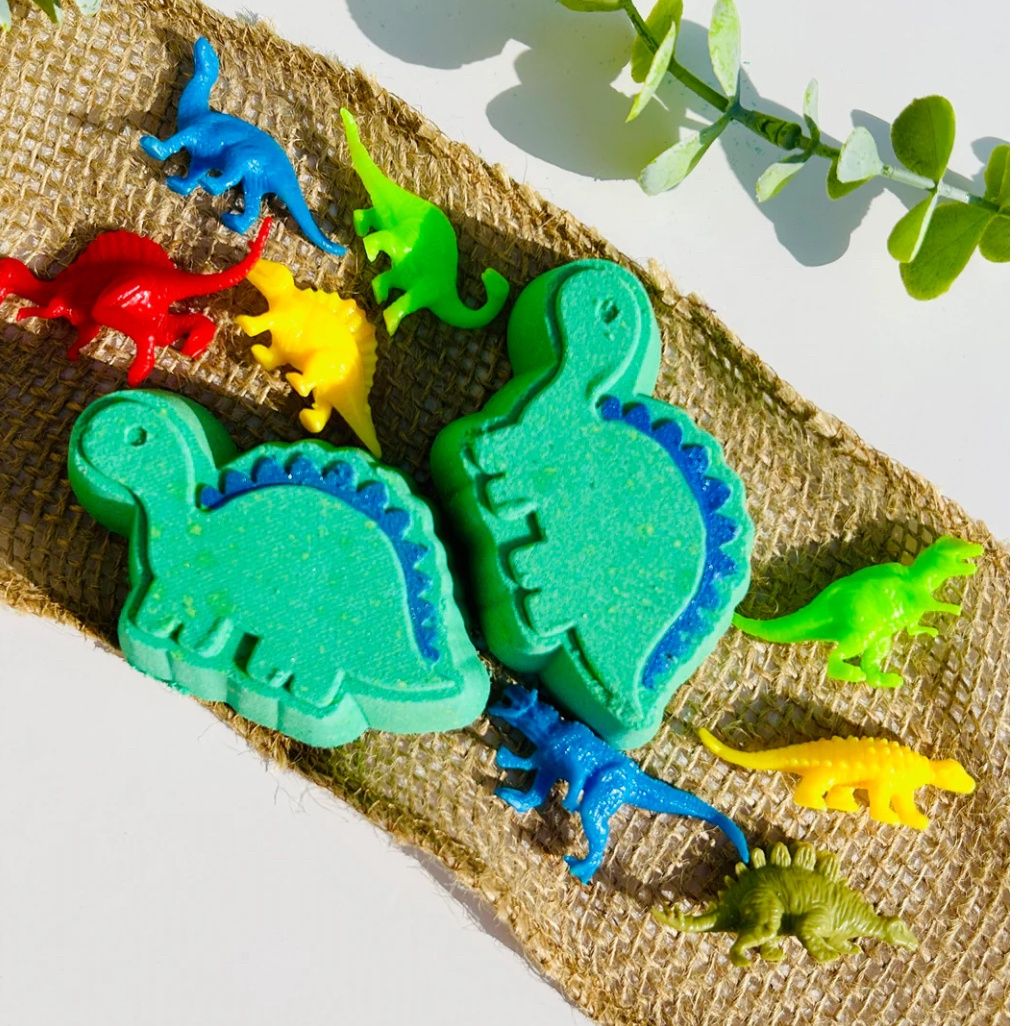 Hidden Toy Dinosaur Bath Bomb