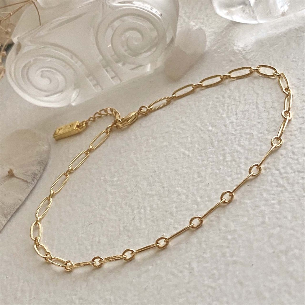"Donostia" Textured Paperclip Chain Bracelet, Colour: Gold