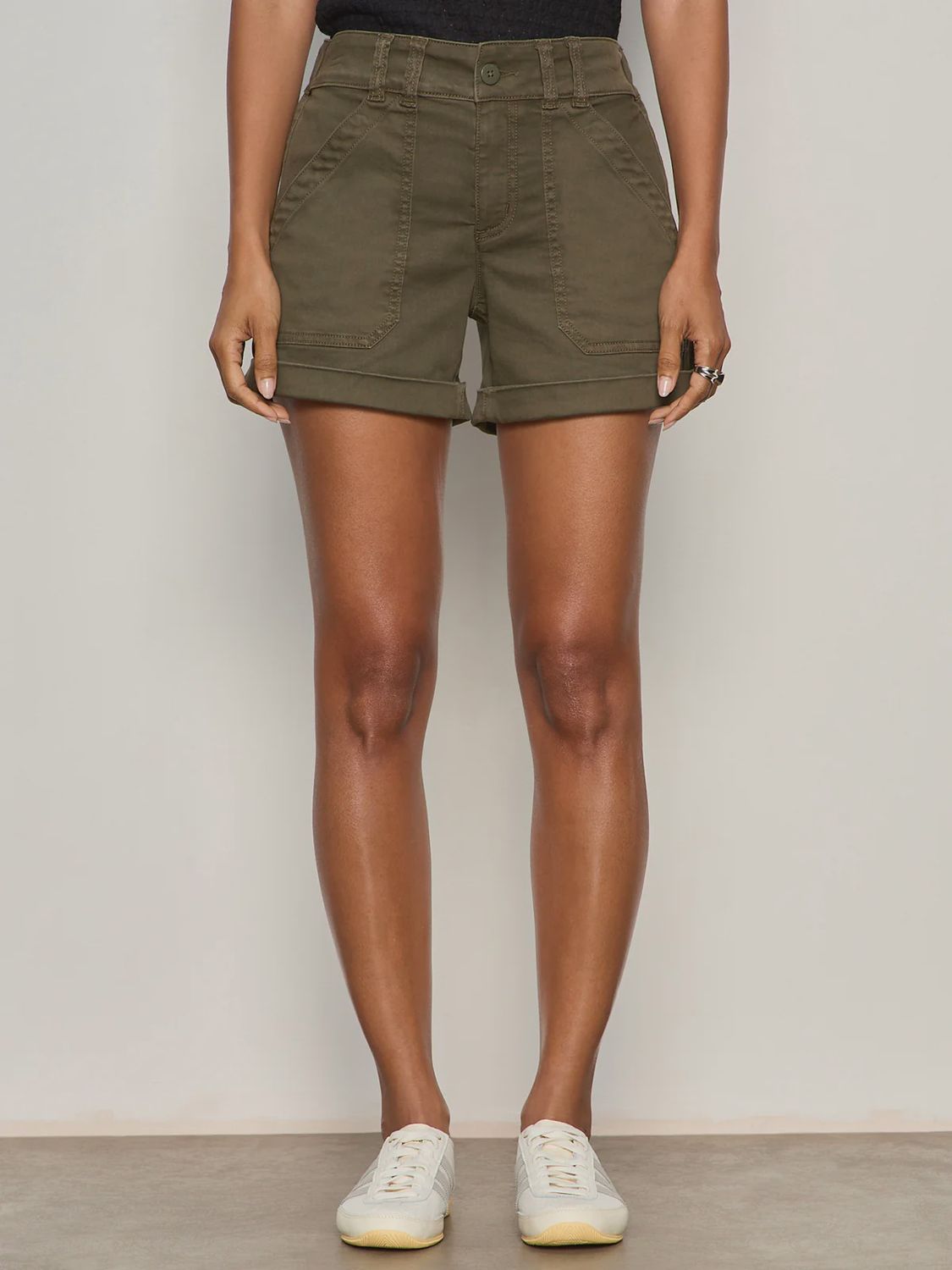 Sanctuary/Wander On Short/Burnt Olive