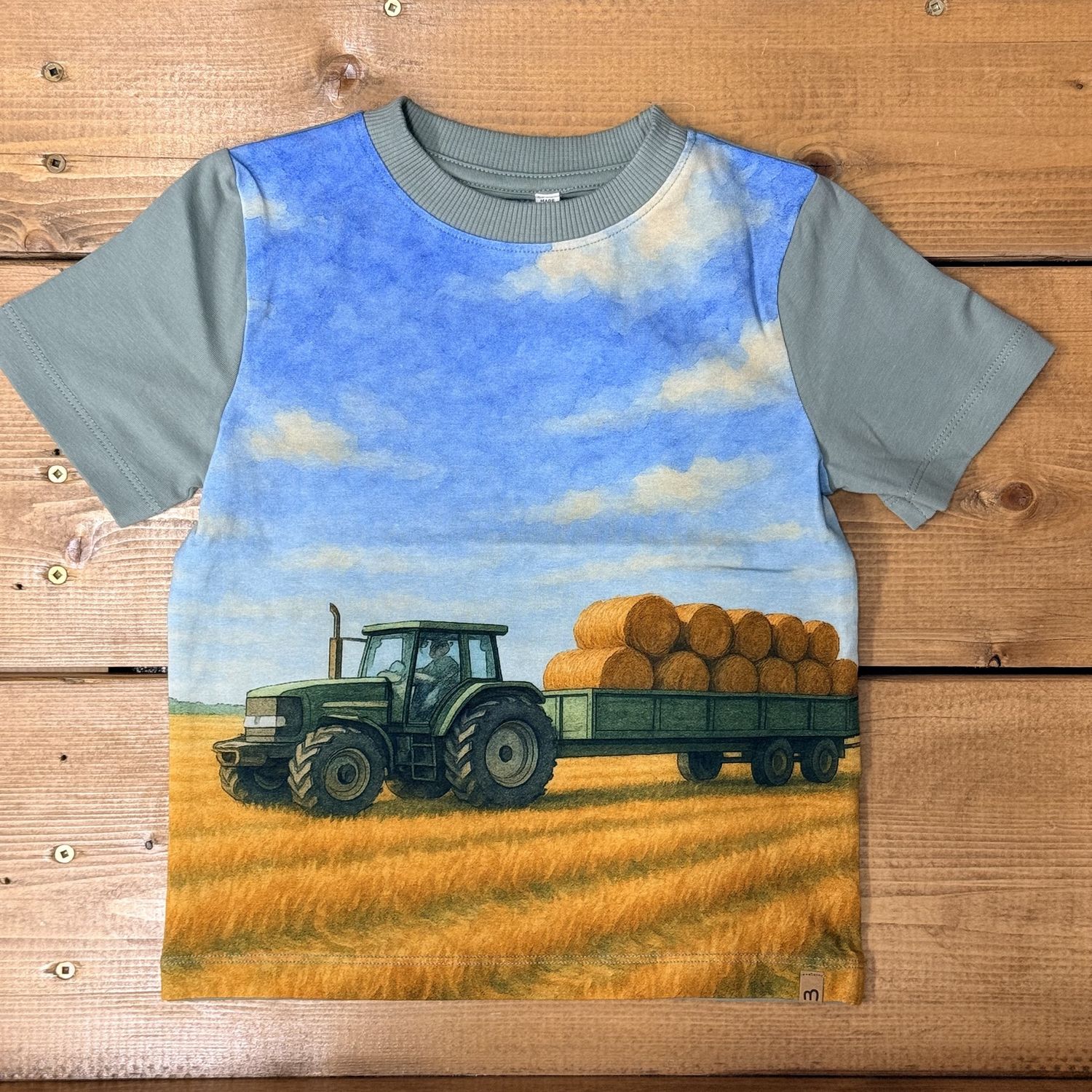 Minymo/Tee SS/Green Tractor with Bails/Green