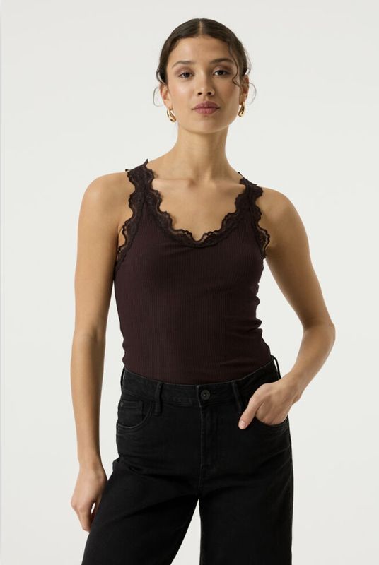 Garcia / Ribbed Tank with Lace / Hazel Bloom