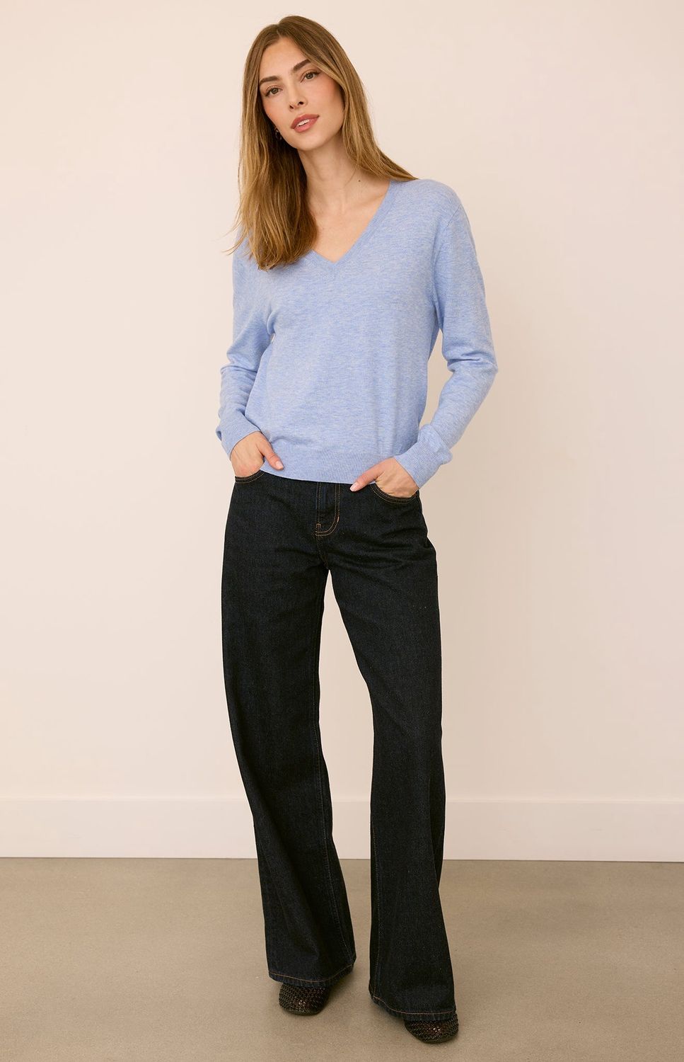Gentle Fawn / Carina V-Neck Pullover / Heather Blue