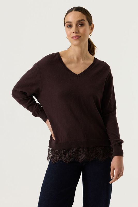 Garcia / Ladies Knit Sweater w/ Lace Hem / Hazel Bloom