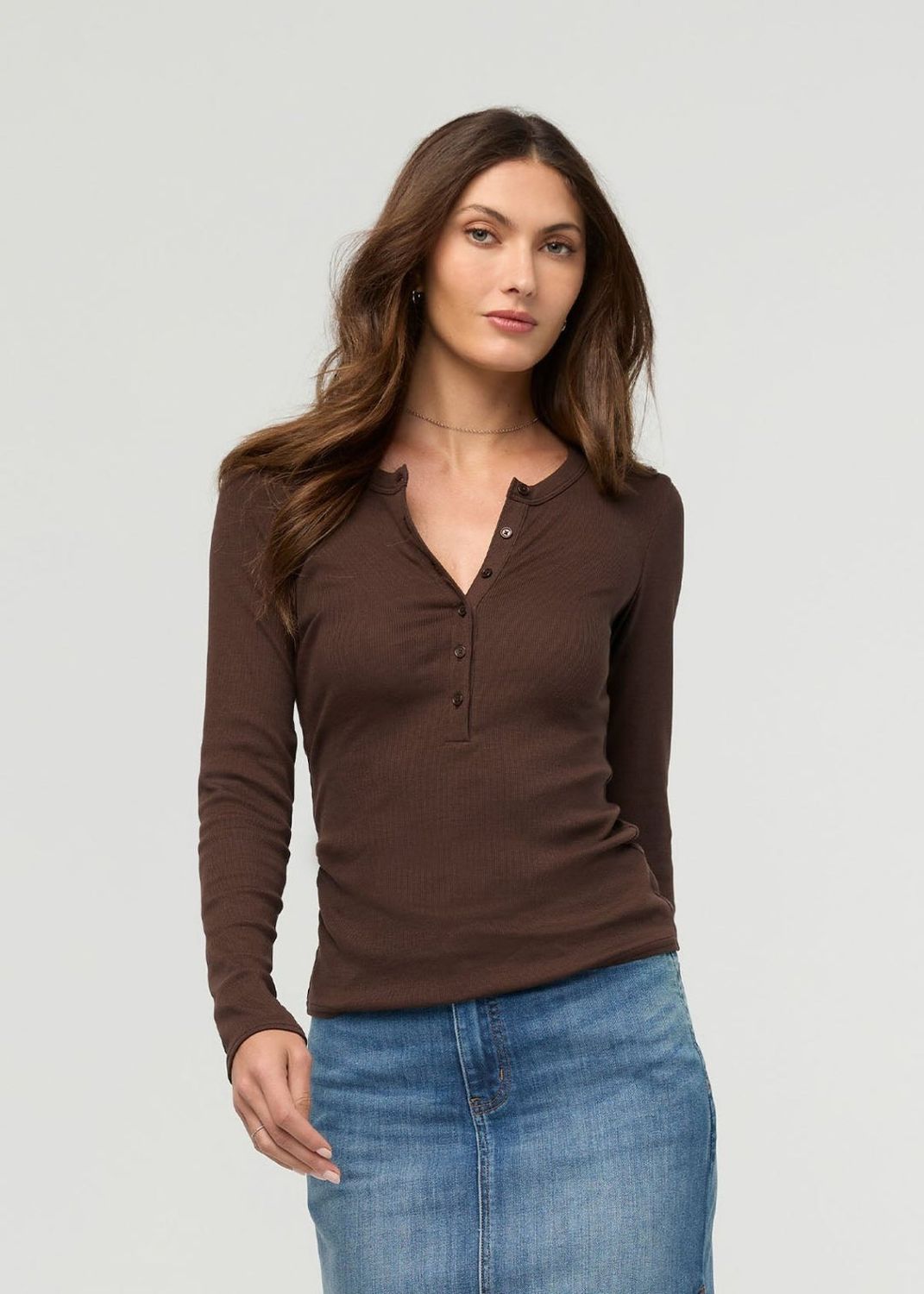 DUER / Ribbed Pima Long Sleeve Henley / Espresso