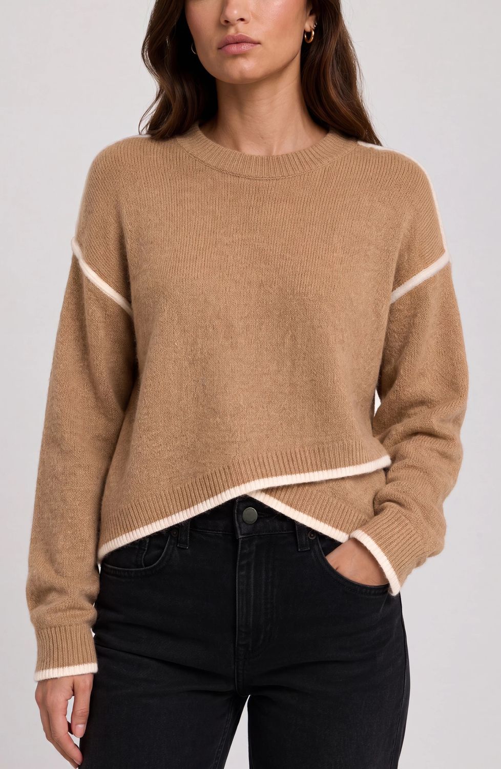 Liverpool /  Long Sleeve Sweater W/ Tulip Hem / Heather Camel with Cream