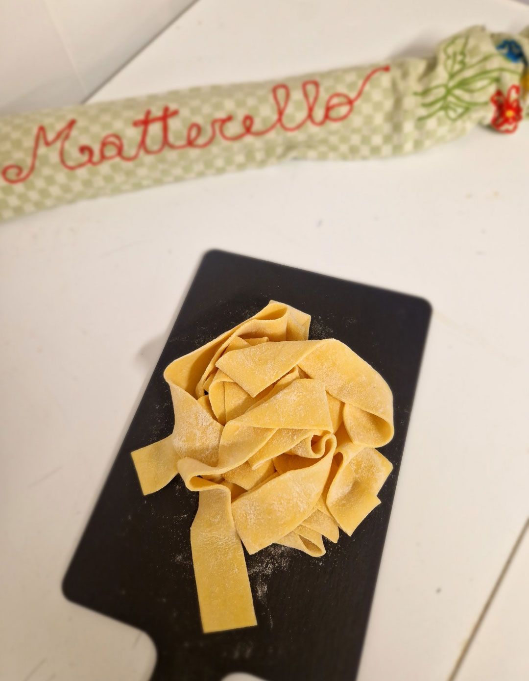 Pappardelle fatte a mano 6 € per 500g