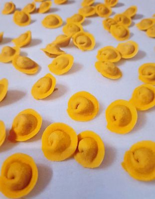 Cappelletti fatti a mano 17,50€ per 500g