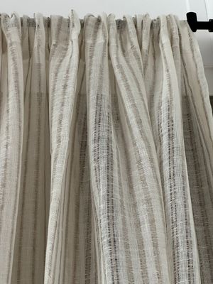 Rideau en voile de lin GABRIELLE Paris Rideau en voile de lin GABRIELLE Paris