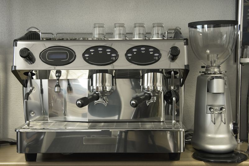 Espressso Machine Risk Assessment and Safe Work Procedure