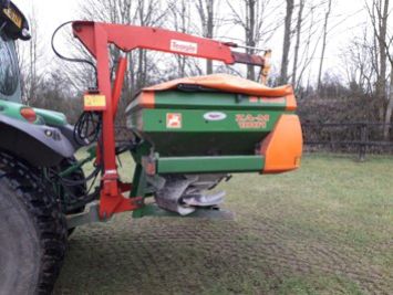 Fertiliser Spreader  and Filling the spreader( Tractor Mounted)  2 x Risk Assessments