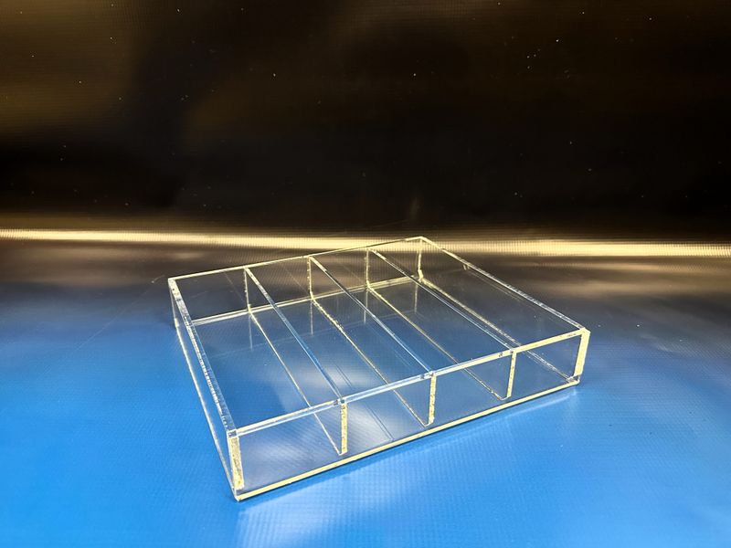 Custom Trays - Comes in 4 sizes.
